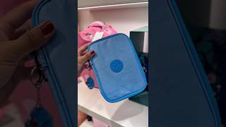 Tour Estojos 100 Pens Kipling 2025