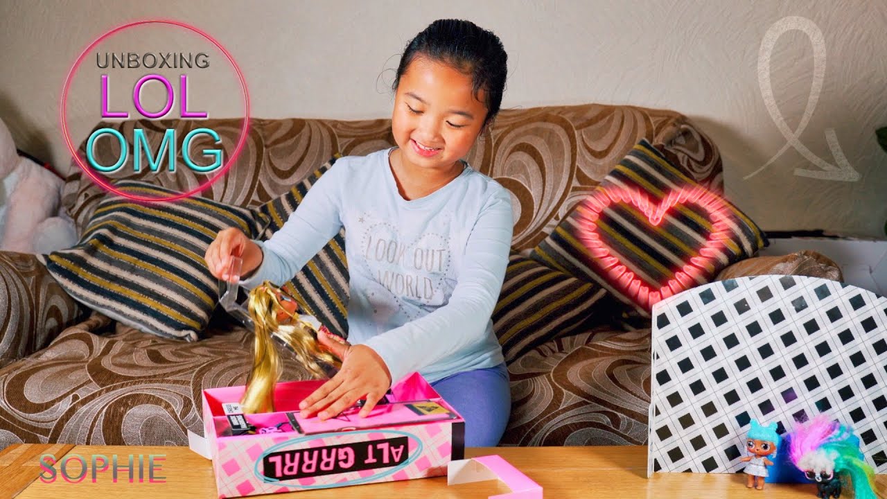 LOL OMG unboxing