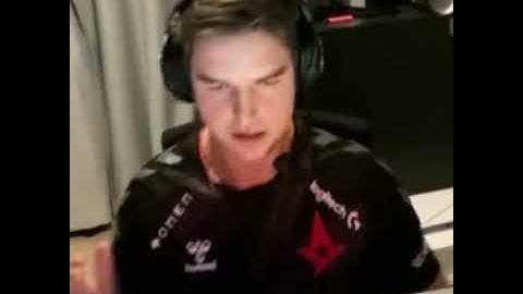 CSGO Last Round Emotions Play