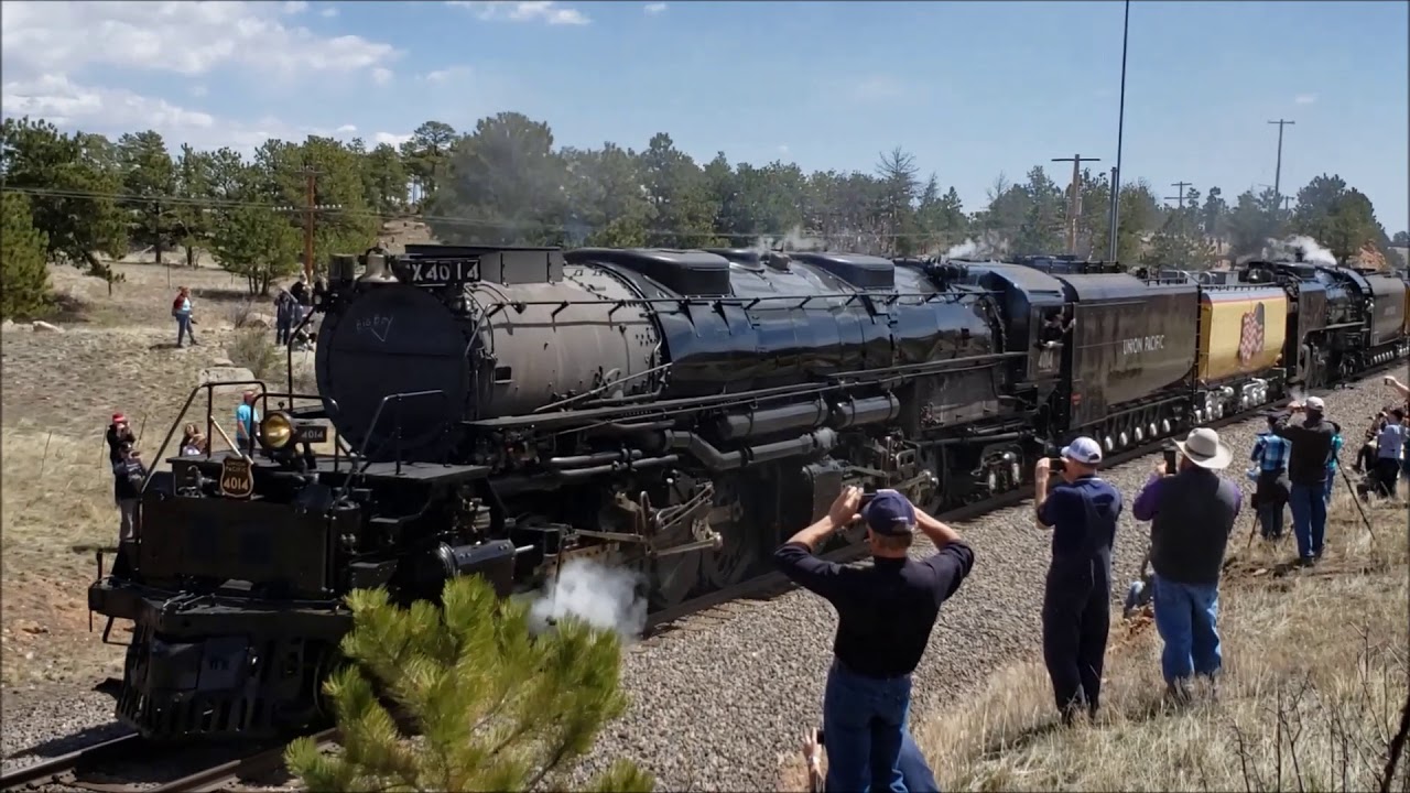 Union Pacific Big Boy 4014 departing Harriman, Wyoming May 4th, 2019 ...