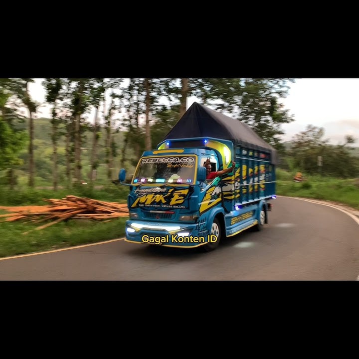Truk Canter Rebecca Mak'e