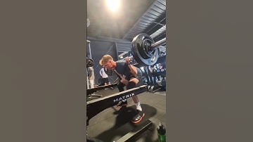 Week 2 : Pause squat 4x130kg RPE 7 set 3/3