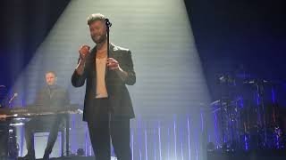 Calum Scott - Dancing On My Own - London Palladium 06/10/22 - Bridges Tour @CalumScottOfficial