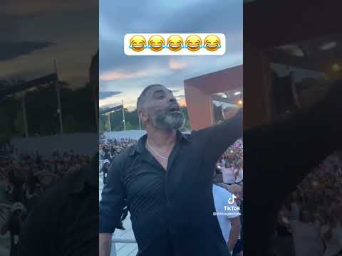 Ginuwine has the be the funniest guy on the internet