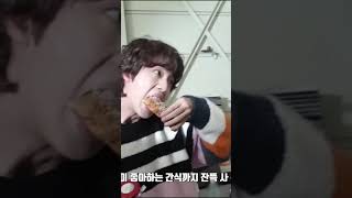 jhope care Jin when Jin in shoot jhope come with food for Jin #shorts #bts #jin #jhope