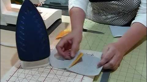How to make a Prairie Point Pinwheel block using 5" squares - Quilting Tips & Techniques 077
