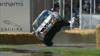 Nissan Juke stunt