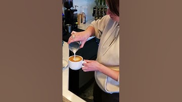✨More Latté Art on Channel✨☕️ #coffee #vlog #barista #travel #espresso #latteart #fyp #latte ✨Clip✨