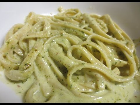 Creamy Pesto Fettuccine