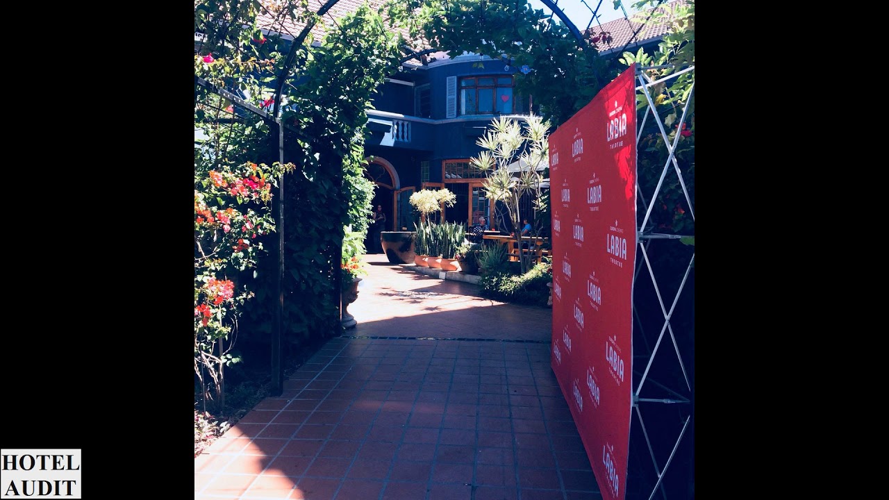 Южная Африка   Кейптаун   The Labia 1