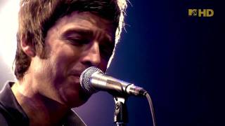 Oasis Live at Wembley (HD) - Don't Look Back in Anger