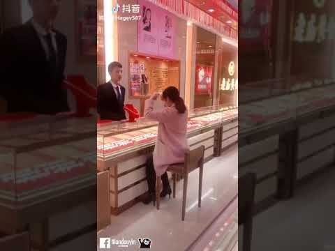 ‘jewelry-stealing-prank’-video-goes-viral-in-china