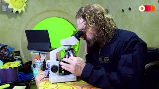 Florida man breaks record for living under water