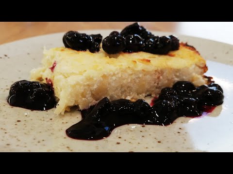 ТВОРОЖНАЯ ЗАПЕКАНКА с рисом, яблоком и черничным соусом