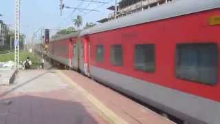 Indian Railway - 02111 Mumbai LTT - Lucknow AC Special !! Indian Railway - 02111 Mumbai LTT - Lucknow AC Special !!
