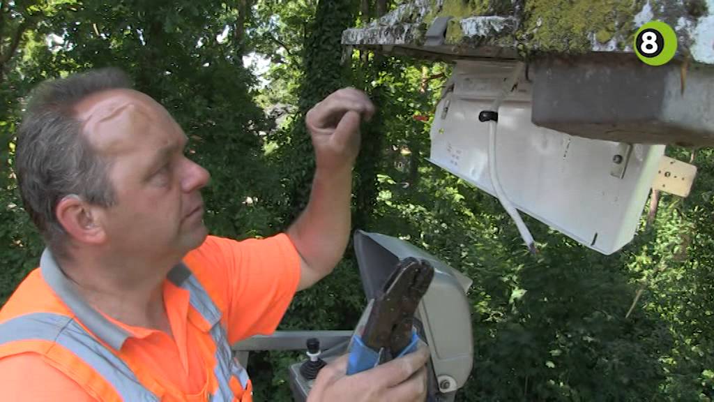 hefboom nikkel Informeer Pilot met LED verlichting in lantaarnpalen Zelhem - YouTube