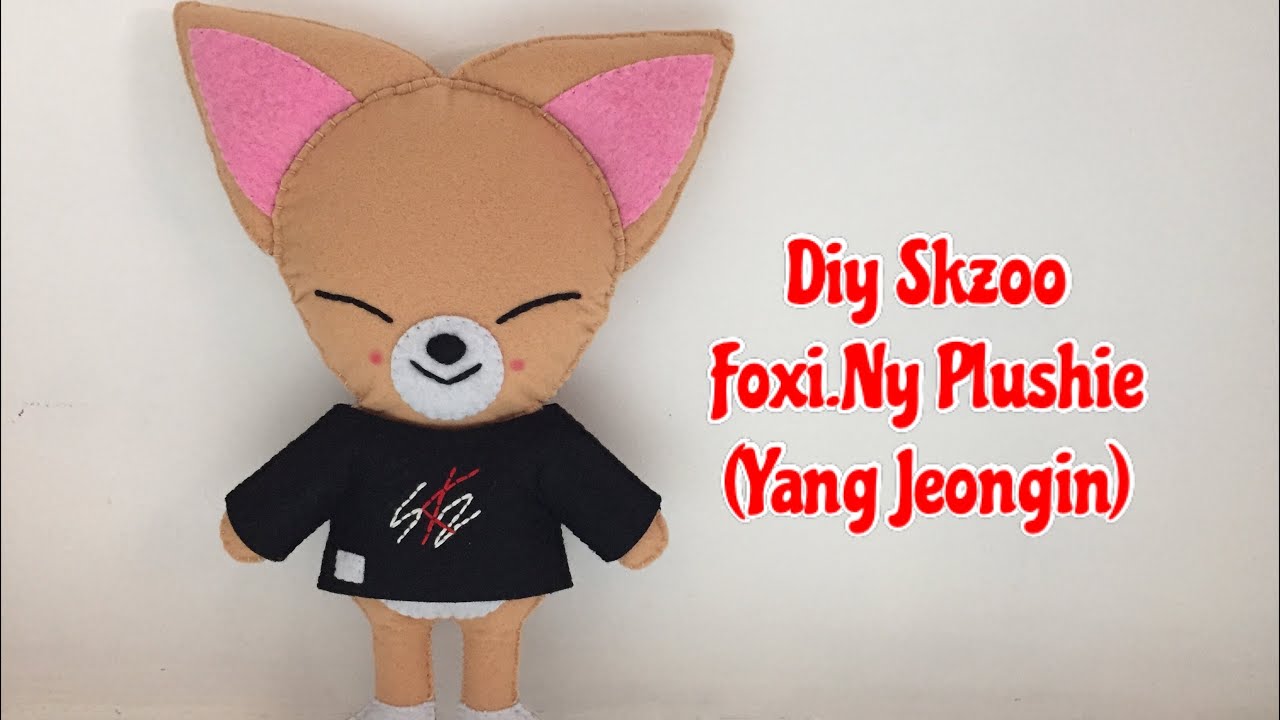 Stray Kids SKZOO I.N Foxl.Ny Plush Doll MIni Size Fox