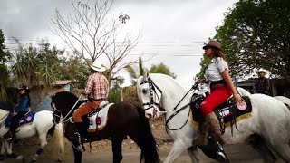 Como Es Una Cabalgada En El Salvador Con Caballos De Lujo