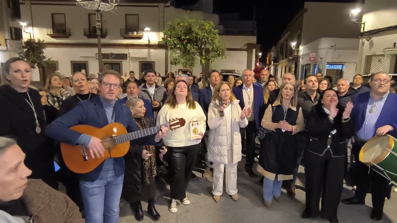 Rocío, Estrella Encendida.  Coro de la Hdad Matríz de Almonte al Simpecado de Isla Cristina