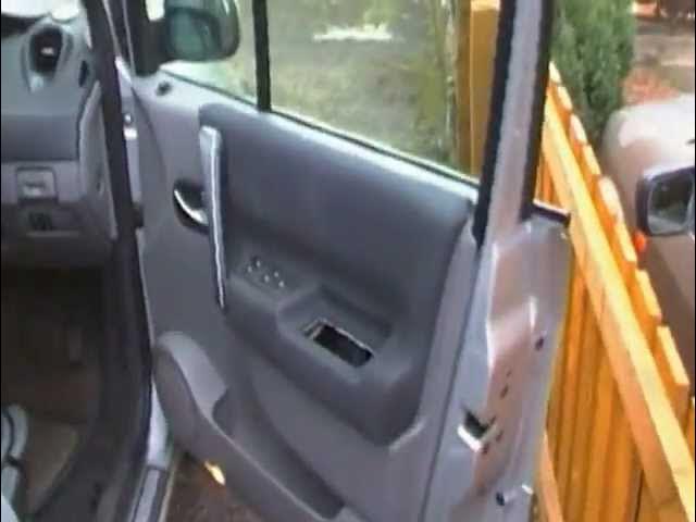 Renault Scénic II (2003–2009) door panel removal - YouTube