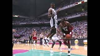 This date in history: Hakeem Olajuwon hits David Robinson with the 'Dream shake' in 1995