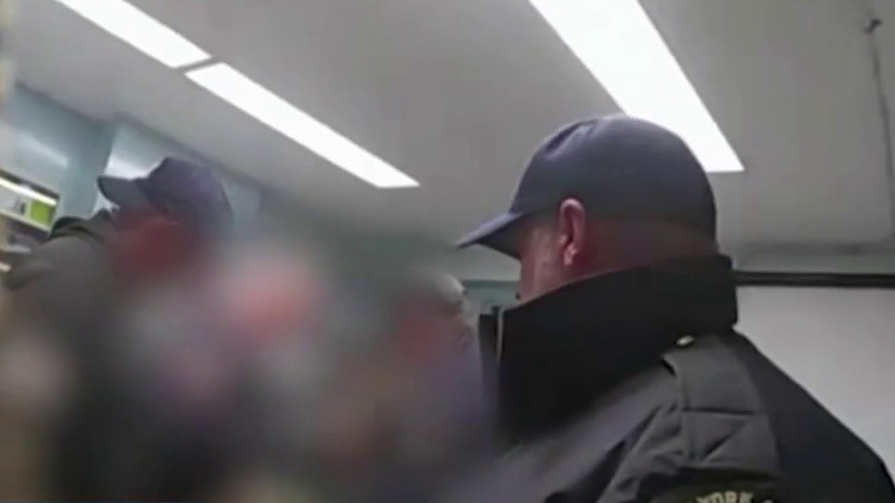 NY corrections officers charged in death of handcuffed inmate Robert ...