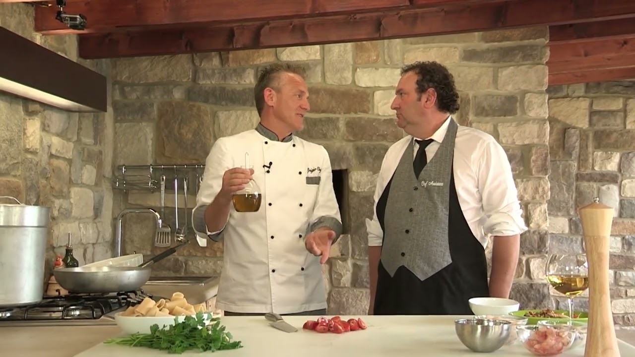 PACCHERI AI FRUTTI DI MARE - Video Ricetta - Grigio Chef