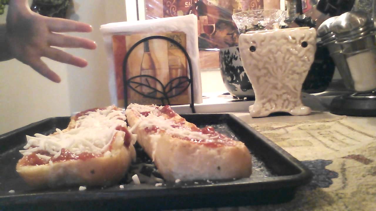 Dollar tree garlic bread turned into pizza YouTube