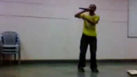 Amit Pundir singing Naina Thug lenge at NITC