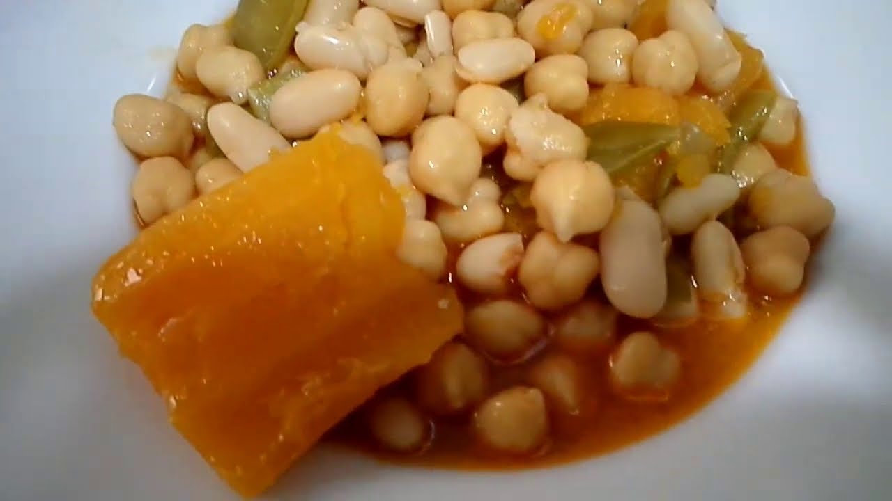 Potaje Garbanzos Andaluz con Pringa - YouTube