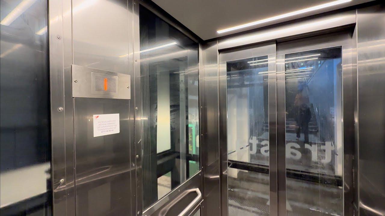 2017 KONE MonoSpace MRL Traction Elevator @ Gävle Centralstation, Gävle, Sweden.