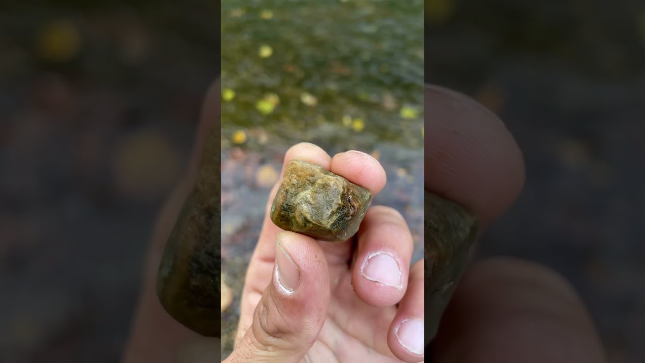 Random rock, random mammoths