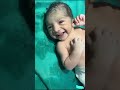 歯を見せて笑う赤ちゃん 可愛く 新生児 愛らしい 赤ちゃん 歯を見せて笑う赤ちゃん 可愛く 新生児 愛らしい 赤ちゃん
