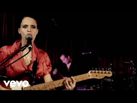 Anna Calvi — Jezebel (Live)