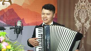 видео: Селкинчек Сыймык Карыбеков & Адина Сүйөркулова/ Жандуу үн картинка: Селкинчек Сыймык Карыбеков & Адина Сүйөркулова/ Жандуу үн