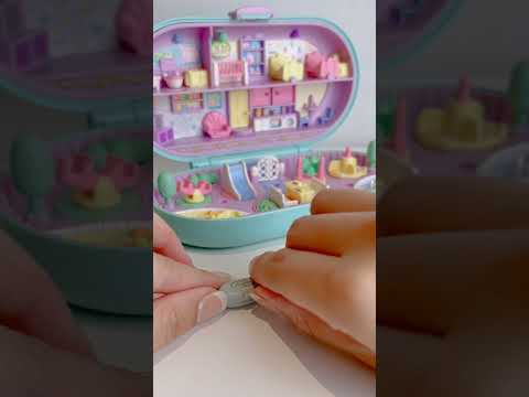 Tiny Polly Pocket Compact by Even_tinier