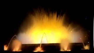 Цвето-музыкальный фонтан в Барселоне-хорошее средство от стресса. Fountain in Barcelona(, 2013-10-01T07:42:33.000Z)