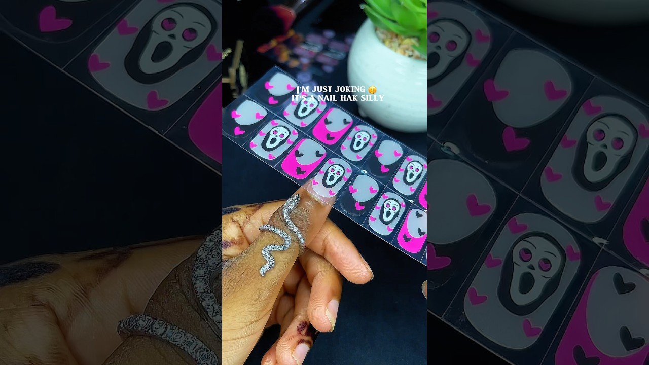 Halloween is coming 🧿 #nails #halloween #gelnails #nailart #nailtutorial