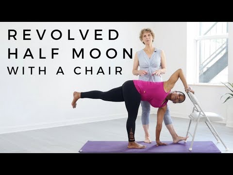 Parivrtta Ardha Chandrasana Tutorial (Revolved Half Moon Pose) dengan Ketua a