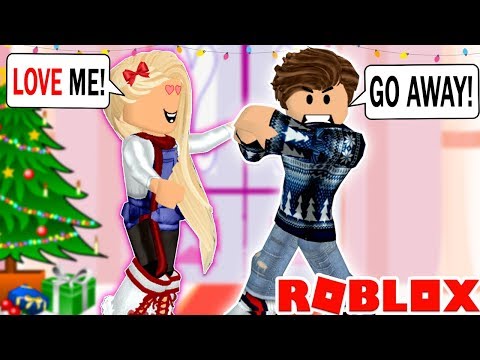 She Tried To Make Him To Fall In Love With Her... Roblox