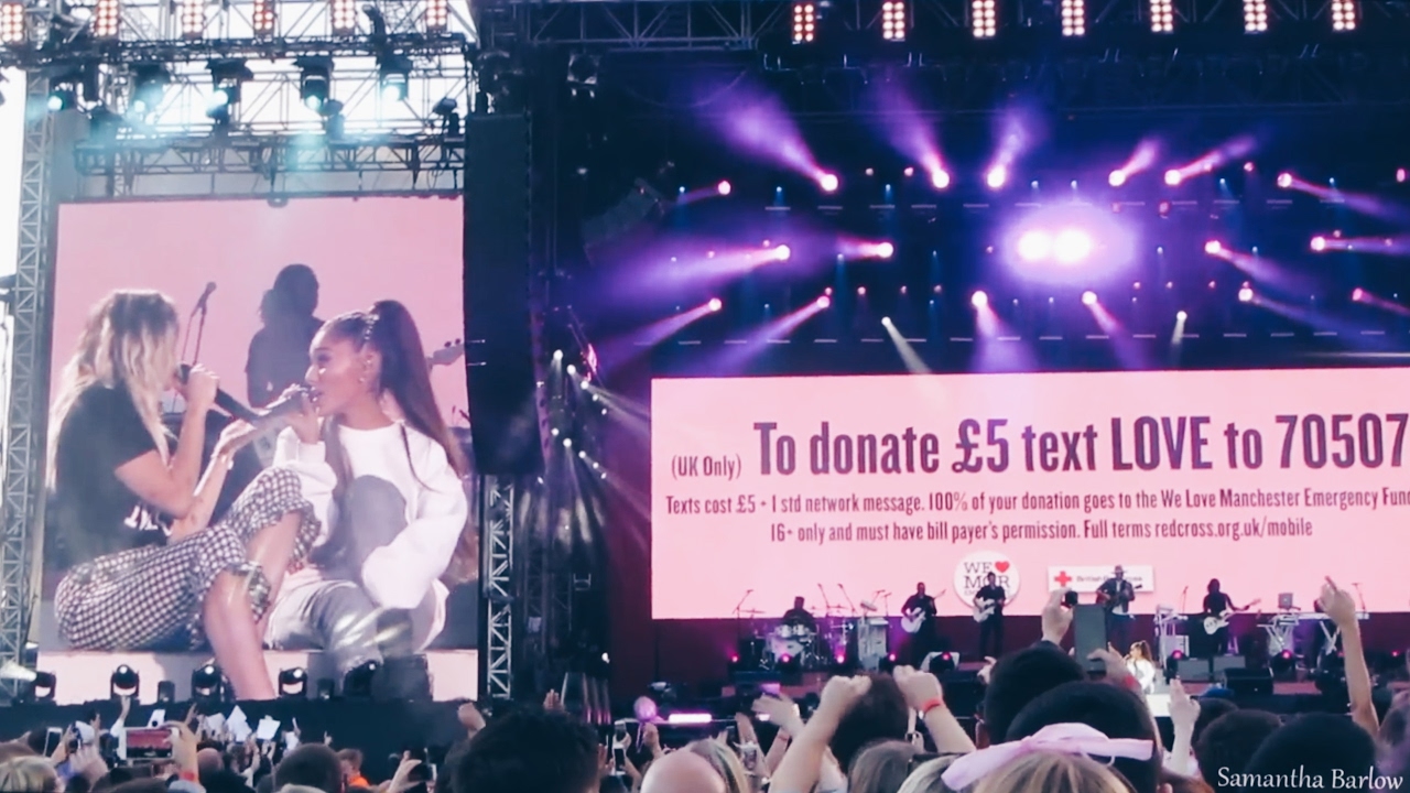 Ariana Grande&Miley Cyrus - Don't Dream It's Over (HD) “One Love” Manchester | Samantha Barlow