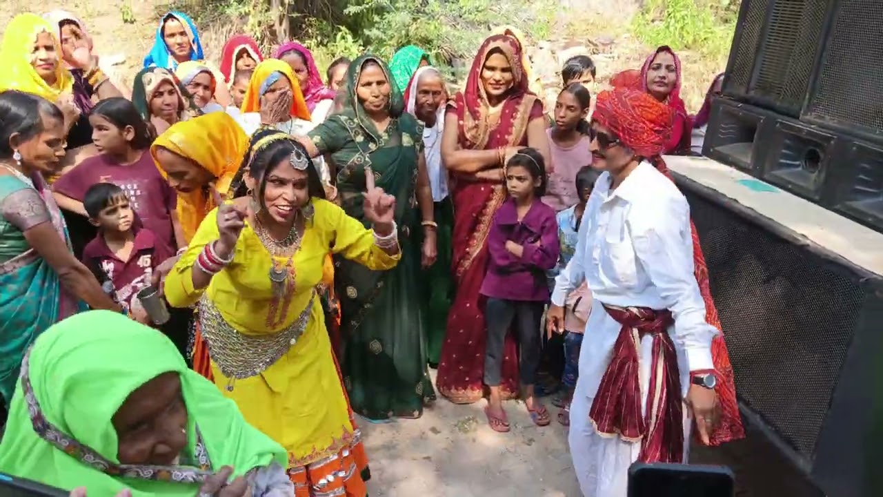 दिल लेगी रे गुलाबो मेरा मीठा बोल के😃...# धमाके दार डांस वीडियो 💃🏻#dancevideo #drama #haryanviragni