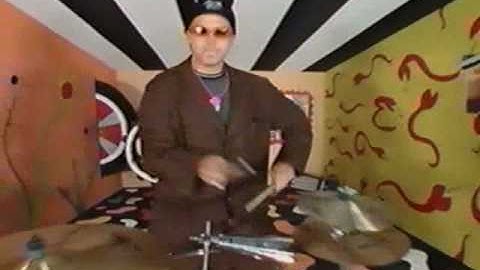 Phunk Junkeez - "I AM A JUNKEE" - (OFFICIAL VIDEO 1991)