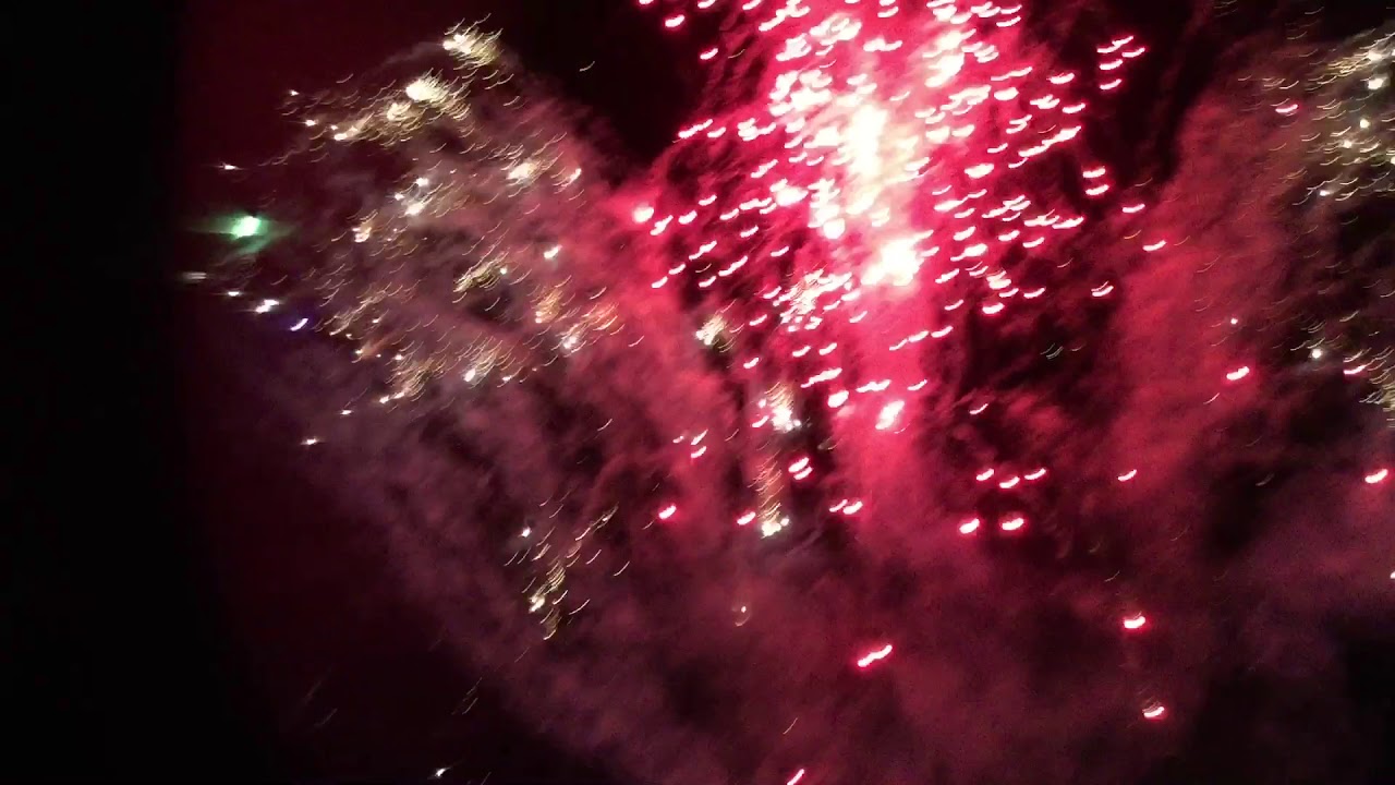Woodlands fireworks 2020 - YouTube