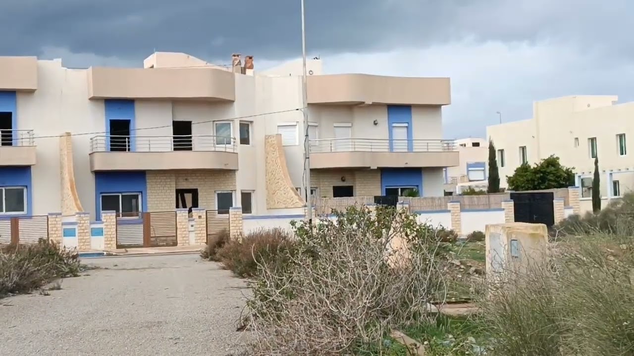 بقعة أرضية لبناء ڤيلا كابدلو رأس الماء قريبة سعدية ناضور وجدة او تمن مناسب همزا بحر طبيعة 0679444657