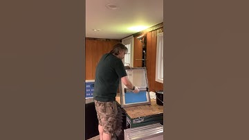 Coating Screens #printlife #screenprinter #customapparel #screenprinting #screenprintshop