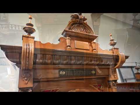 KRIJNEN - Lot 1003  EXTREMELY RARE BRITANNIA DISC MUSIC BOX WITH STORAGE STAND