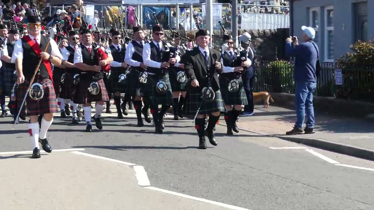 Chieftain`s Parade, Crieff Highland Gathering, 2025.