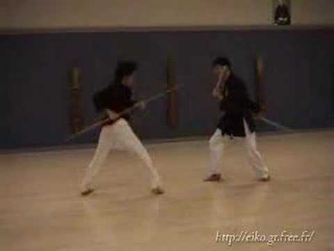 Kobudo - Sansetsukon vs Bo