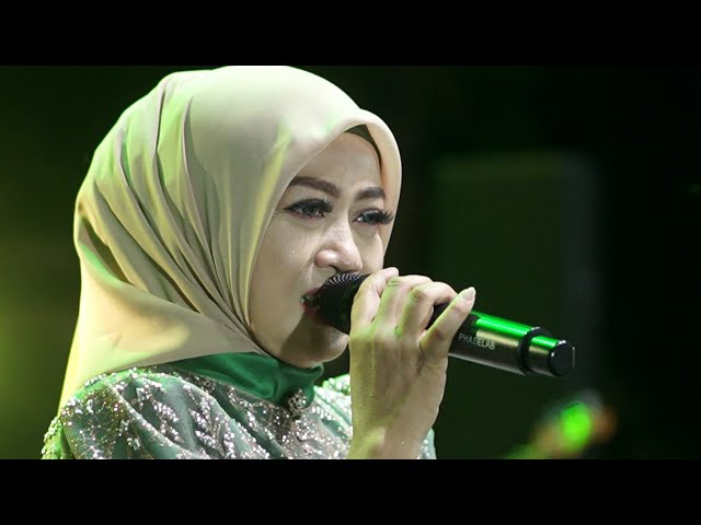 MEMANG LUAR BIASA PENAMPILAN LILIN HERLINA ( SURATAN ) LIVE SHOW OM ROSI PRO MUSIC class=